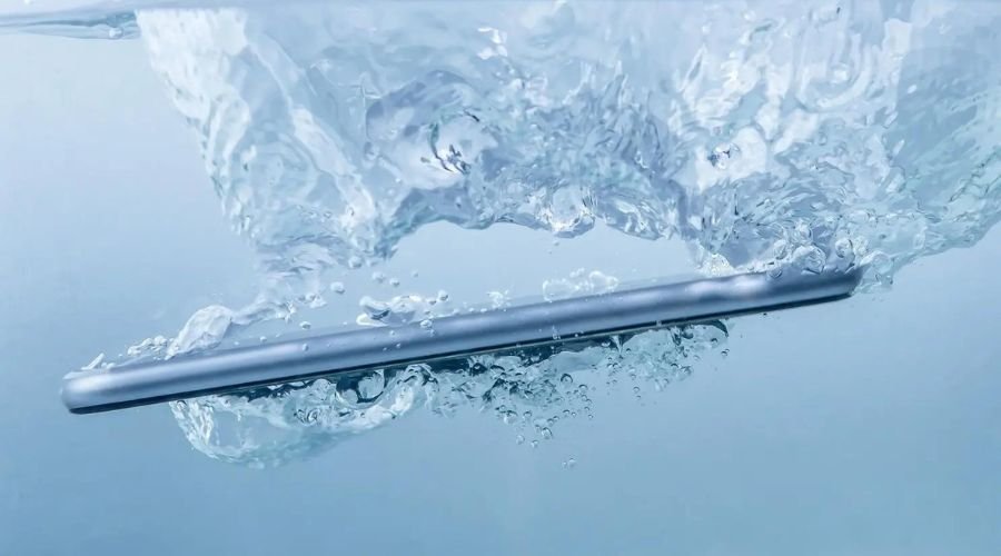 iPhone underwater