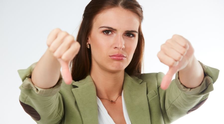 11 røde flag, som arbejdsgiverne kigger efter, når de ansætter kandidater 1 Dårlig