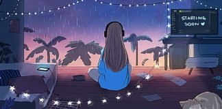 En pige med hovedtelefoner på