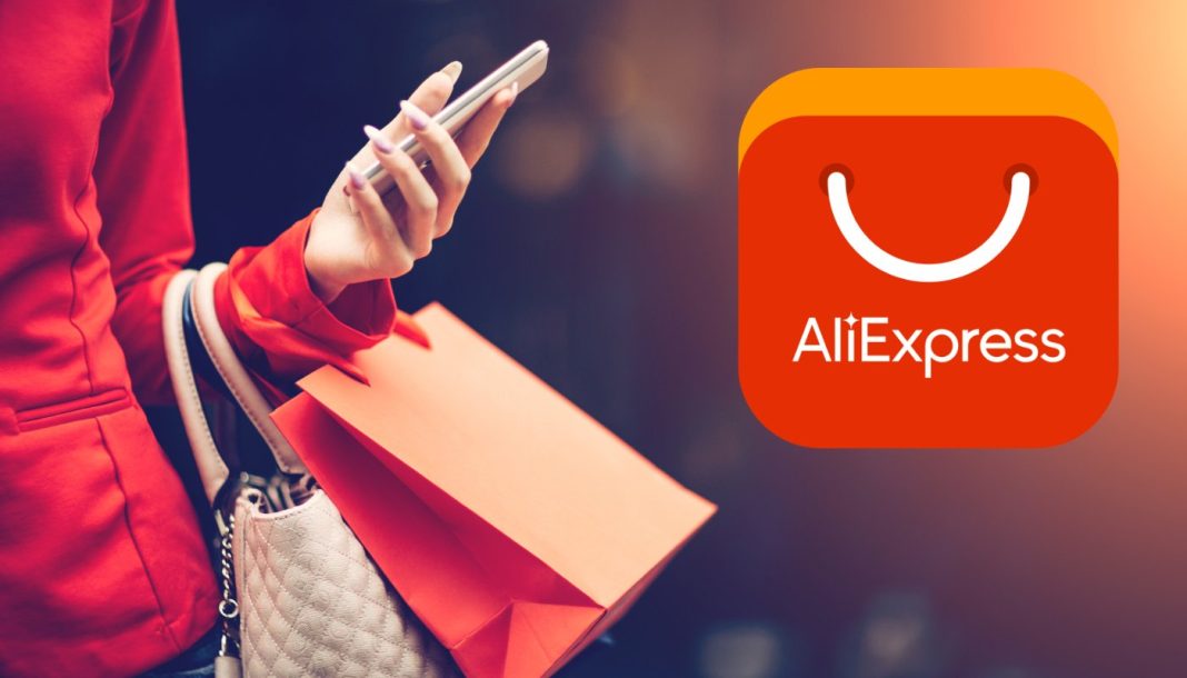 Pige med indkøb og AliExpress-logo i baggrunden