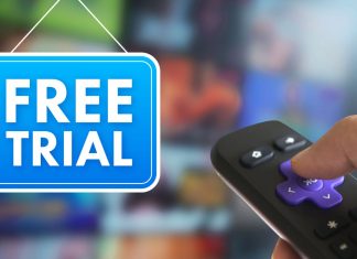 Skilt med teksten 'Free trial' og en hånd, der holder en fjernbetjening.